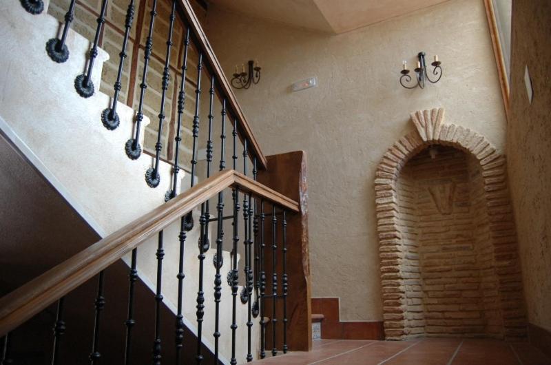 La Casona De Dona Petra Hotel Villarmentero de Campos Exterior photo
